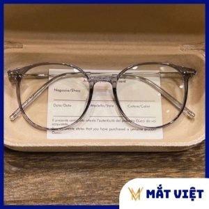 gọng kính cận- titan